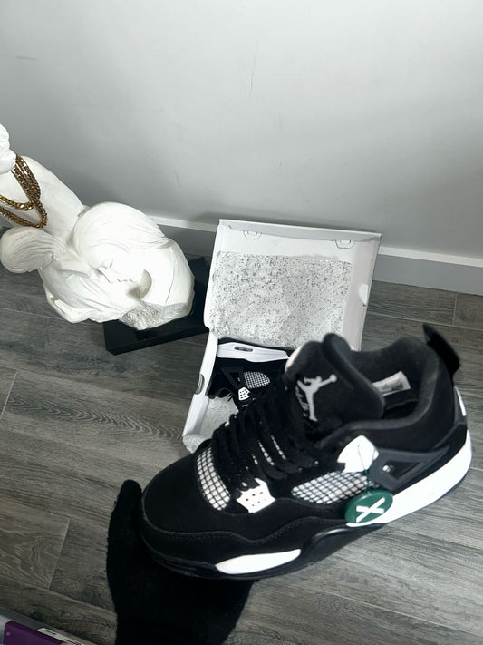 Jordan Retro 4 White Thunder